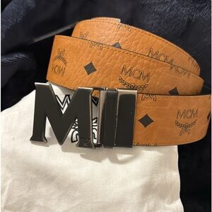 MCM Claus Reversible belt
